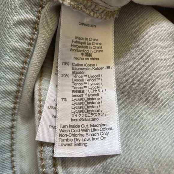 Madewell The Mom Jean in Bloomfield Wash Blue - Size: 28 - Picture 9 of 10